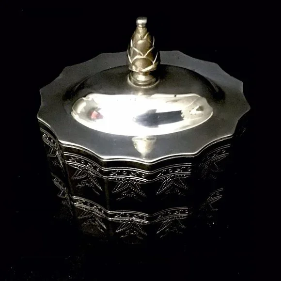 Vintage Godinger Silver Plated Red Velvet Lined Jewelry Trinket Box 1994 - Picture 2 of 7